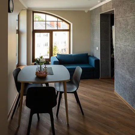 Apartamenti Aluksne *